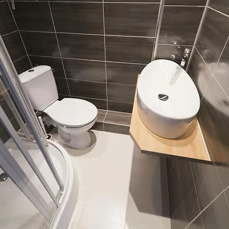 Waly Chrobrego 公寓 *